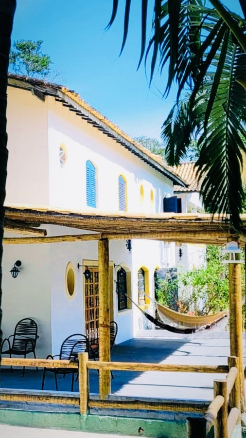 Chácara, 3 quartos, 2500 m² - Foto 1